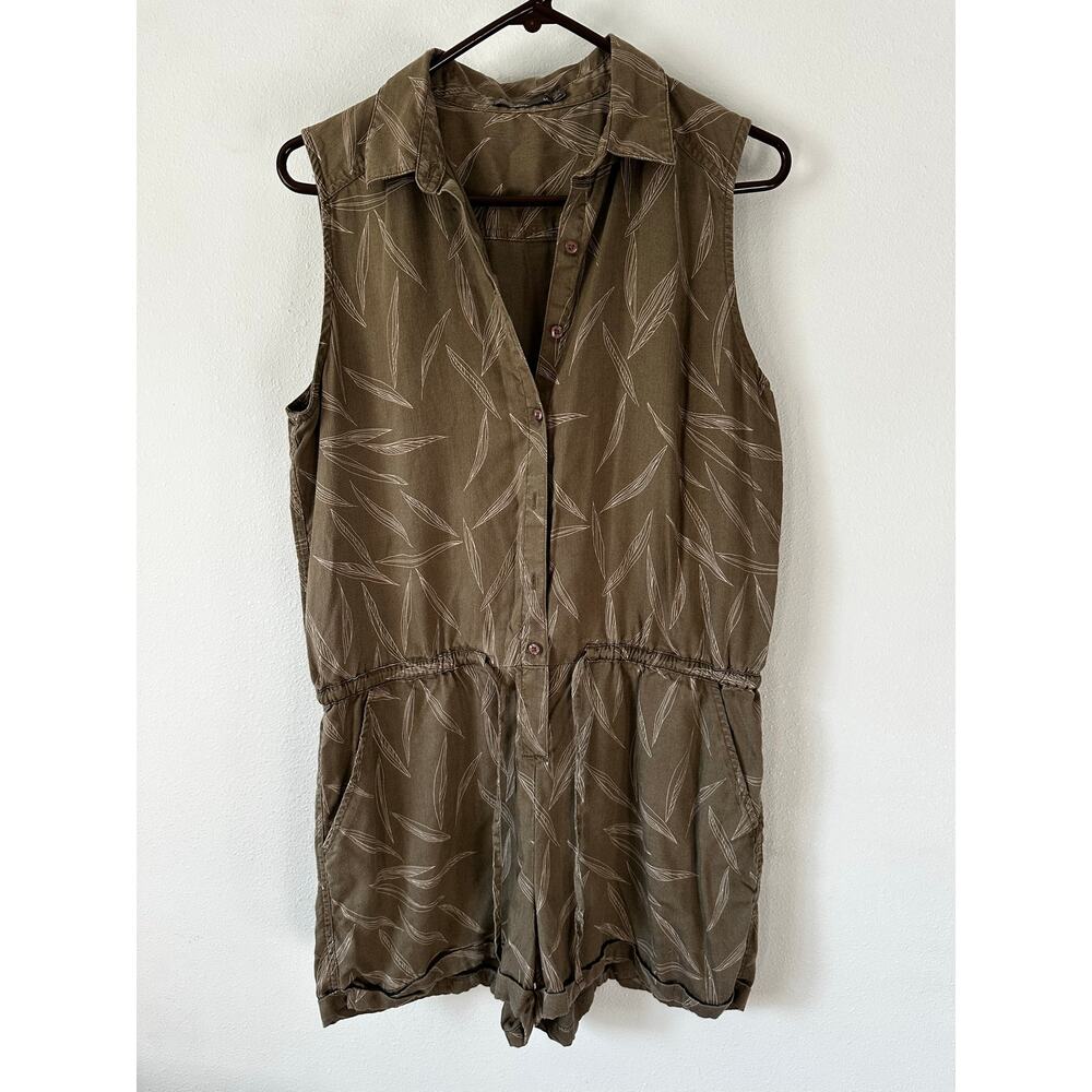 prAna Rye Green Leaves Weekend Escape Romper Sleeveless Button Up Size M